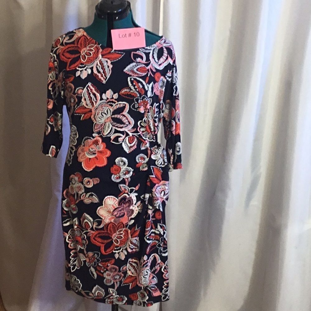 NWOT wrap style pull on dress with 3/4 sleeves in navy with vibrant raised patrn